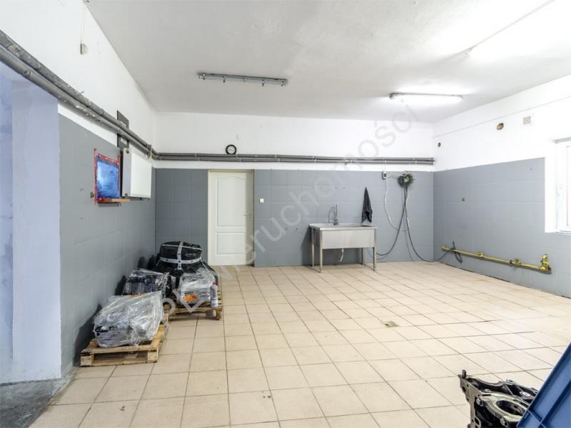 Lokal na sprzedaż Henryszew