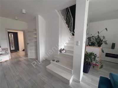 Dom na sprzedaż Szczęsne